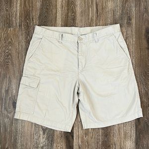 Columbia shorts 36